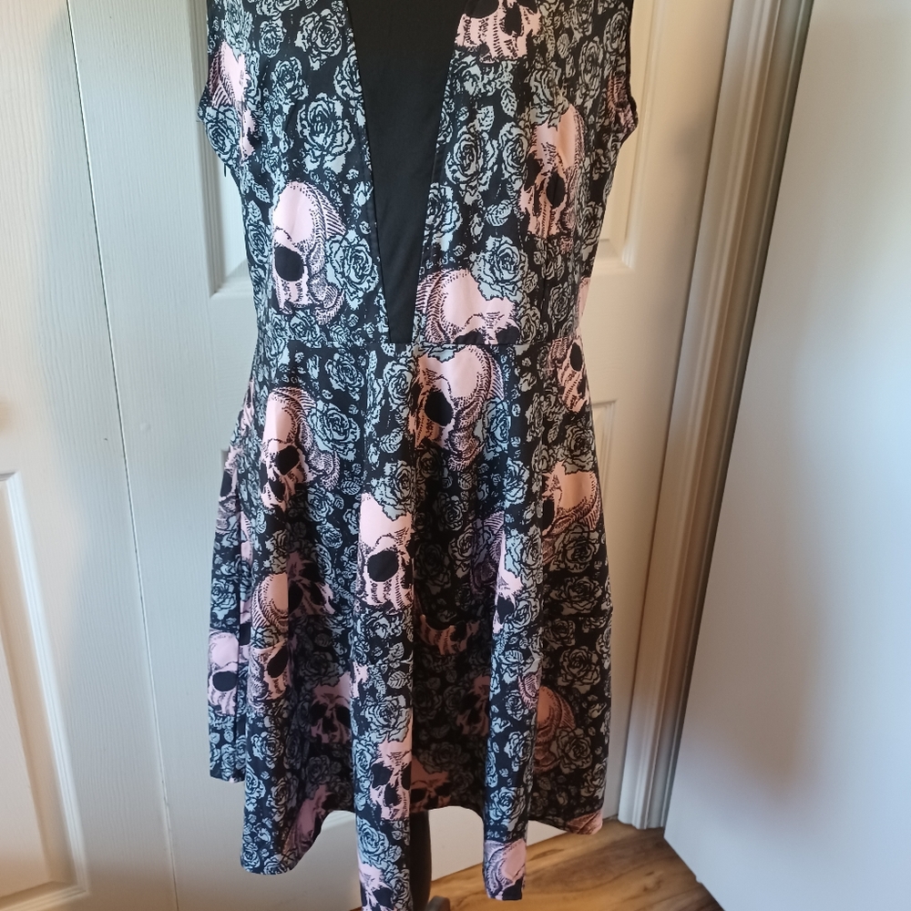 Pink and Black Skull Goth Print Fit & Flair Dress L - Picture 4 of 4